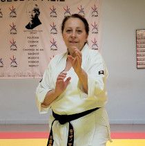 club de karate à Custines Angèle LOZANO